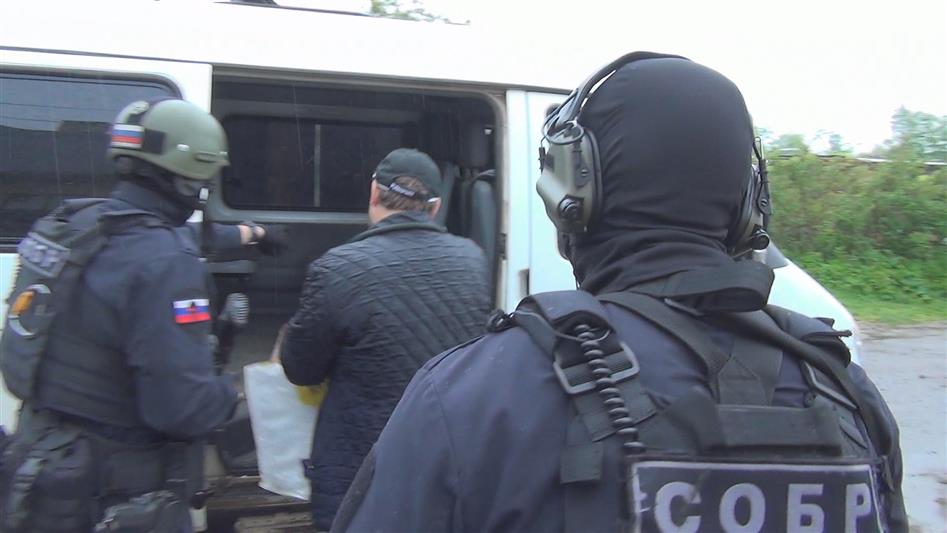 В Великом Новгороде при содействии СОБР «Рубин» задержан обвиняемый в занятии высшего положения в преступной иерархии