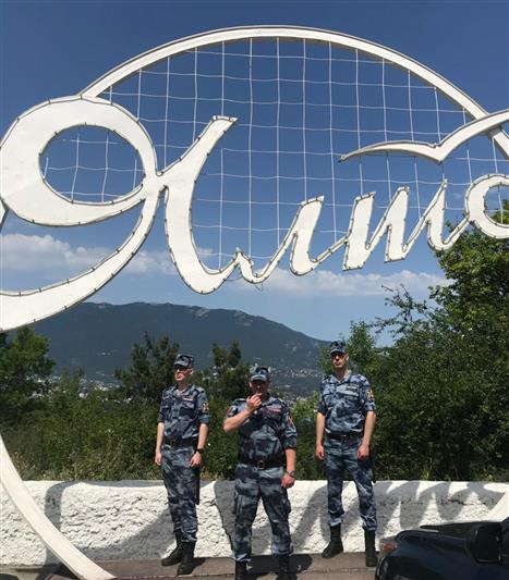 В Ялте военнослужащими Росгвардии задержан гражданин, находящийся в федеральном розыске 