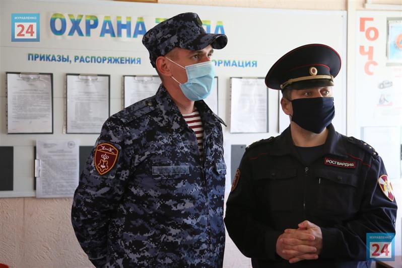 На Ямале сотрудники Росгвардии проверили готовность избирательных участков к общероссийскому голосованию 