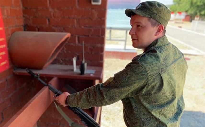 Новоуральский полк по охране важных государственных объектов и специальных грузов Уральского округа Росгвардии отметил свое 73-летие