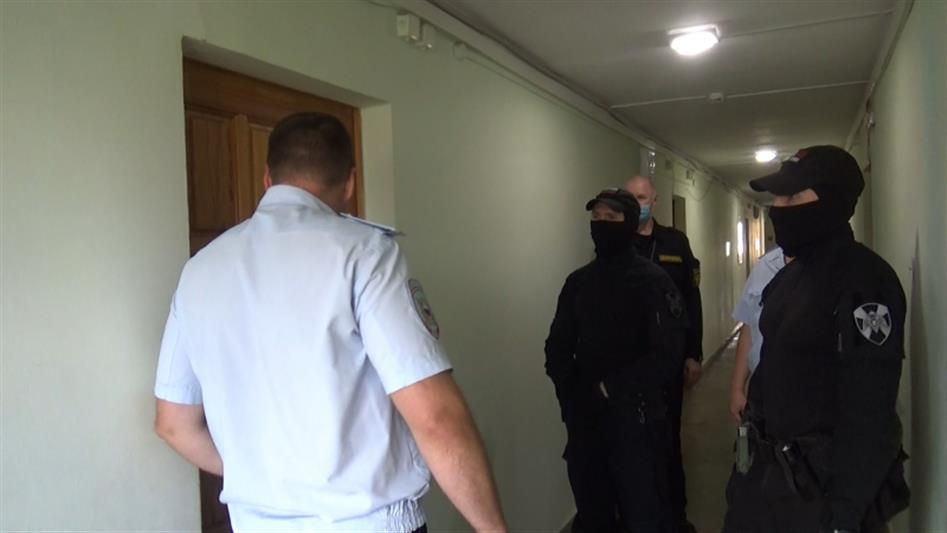 На Южном Урале  ОМОН Росгвардии оказал содействие в профилактическом рейде по соблюдению миграционного законодательства 
