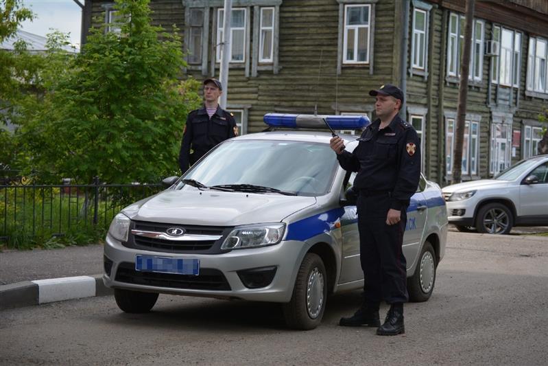 Нарядом вневедомственной охраны Росгвардии в Омске задержан подозреваемый в грабеже