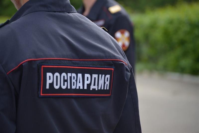 Омские росгвардейцы пресекли движение автомобиля под управлением водителя с признаками опьянения