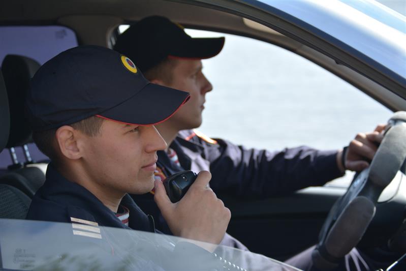 В Омске сотрудники Росгвардии пресекли движение автомобиля под управлением нетрезвого водителя