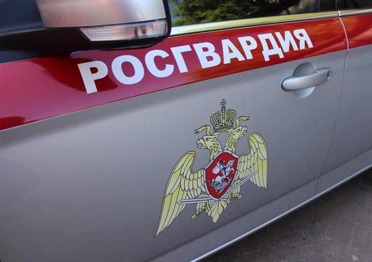 В столице Приволжья росгвардейцы нашли потерявшегося ребенка