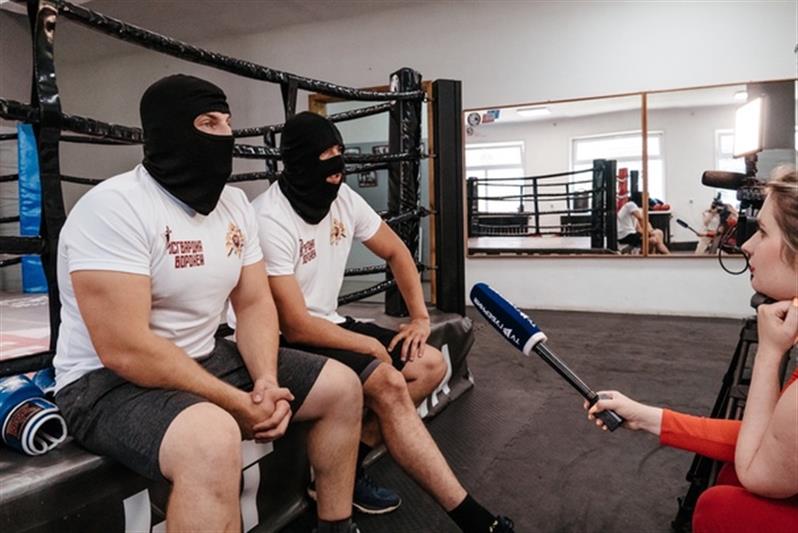 На тренировке воронежского ОМОН побывала съёмочная группа  «TV-Губерния»