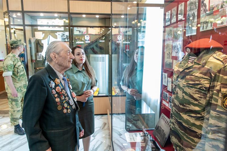Правофланговый особого батальона