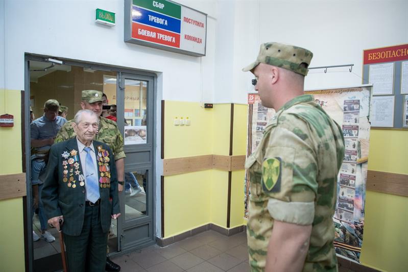 Правофланговый особого батальона