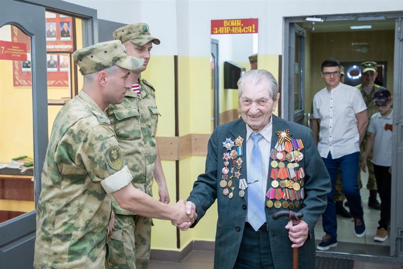 Правофланговый особого батальона
