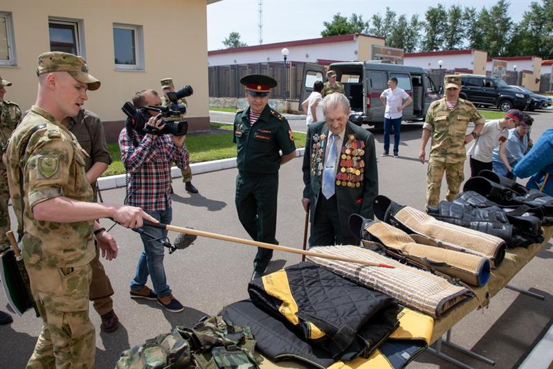 Правофланговый особого батальона