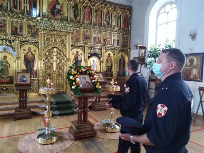 В Сибирском округе Росгвардии отметили День крещения Руси
