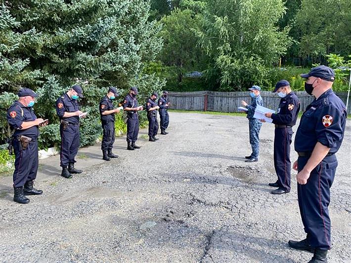 В Управлении Росгвардии по Республике Алтай проходят профилактические мероприятия в связи с аномальной жарой