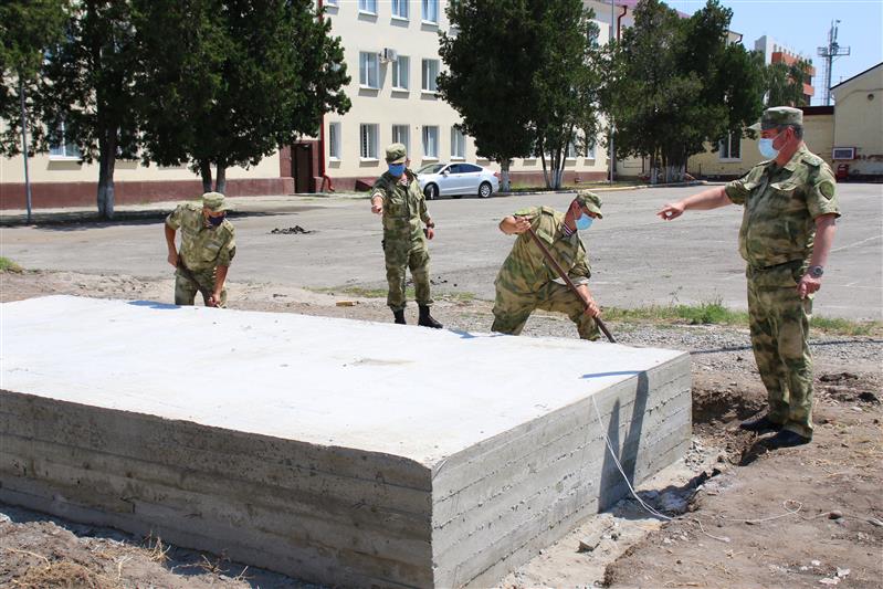 В Управлении Росгвардии по Карачаево-Черкесской Республике заложен первый камень в основание  мемориала погибшим воинам правопорядка