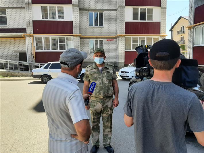 Съемочная группа ГТРК «Карачаево-Черкесия» побывала в гостях у семьи военнослужащего Росгвардии