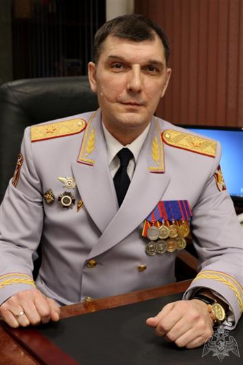 Начальник Управления Росгвардии по Свердловской области поздравил выпускников Уральского юридического института МВД России с окончанием обучения