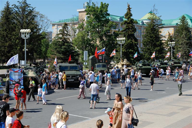 В Белгородской области финишировал бронепробег "Дорога мужества", в котором приняли участие росгвардейцы