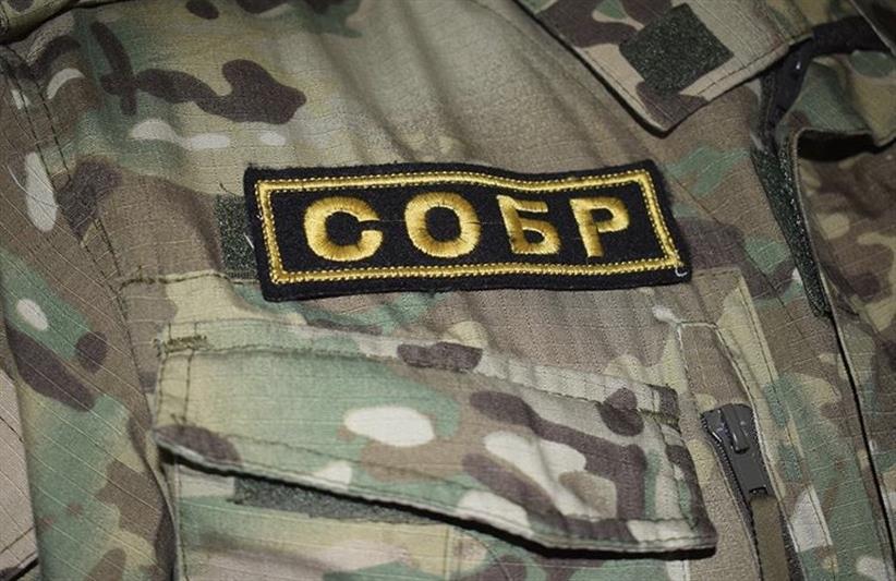 В Дагестане при участии  СОБР Росгвардии задержаны подозреваемые в вымогательстве крупной суммы денег