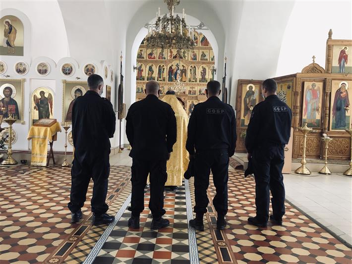 В Калуге почтили память сотрудников СОБР, погибших при исполнении служебного долга