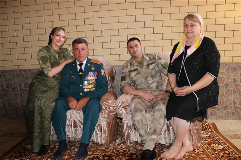 Росгвардейцы Северо-Кавказского округа участвуют в мероприятиях, посвящённых Дню семьи, любви и верности
