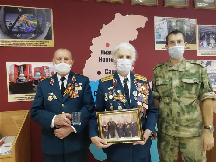 В честь Героя Советского Союза, отдавшего 20 лет службе в войсках правопорядка, назван проезд в Сарове 