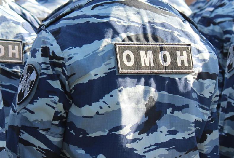 При содействии ОМОН Росгвардии на Южном Урале проведен рейд по профилактике нарушений миграционного законодательства 