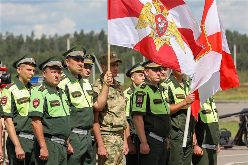 Военные автоинспекторы Росгвардии вошли в тройку лидеров на всеармейских соревнованиях «Дорожный патруль-2020» (видео)