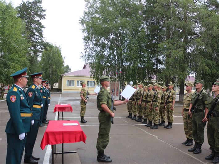 Новобранцы ангарского полка оперативного назначения Росгвардии присягнули на верность Родине 