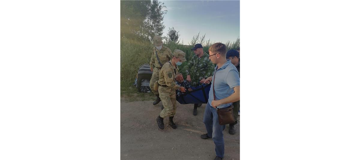 В Нижегородской области военнослужащие Росгвардии нашли в лесу 62-летнего мужчину, который пропал шесть дней назад