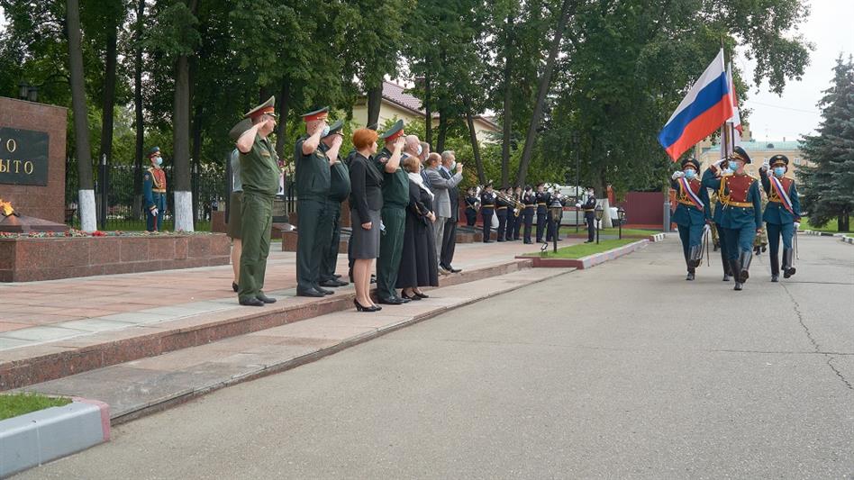 В Центральном округе Росгвардии почтили память Героя России полковника Василия Чубенко