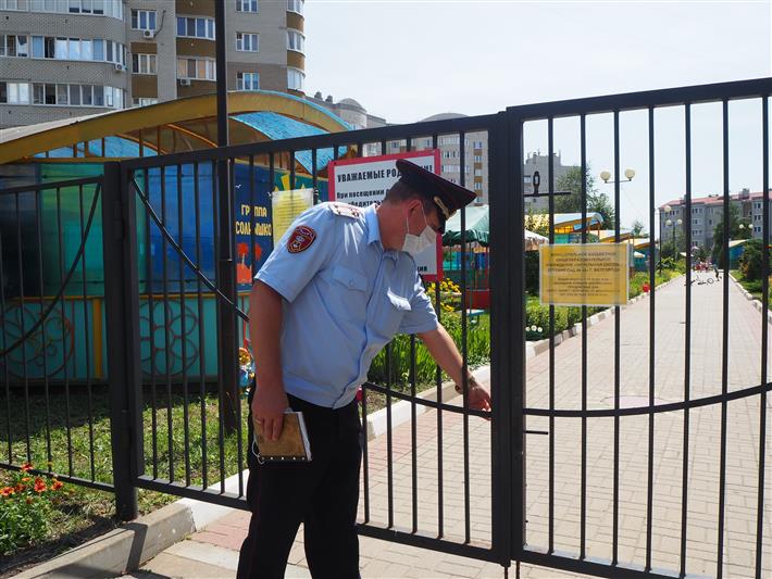 Росгвардия начала проверку безопасности образовательных учреждений в Тульской и Белгородской областях
