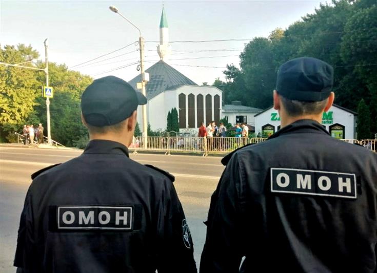     Донские росгвардейцы обеспечили безопасность граждан во время  мероприятий мусульманского праздника Курбан-Байрам 