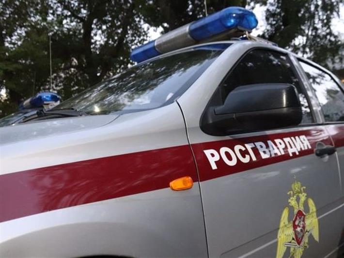Нарядом вневедомственной охраны Росгвардии задержан житель Барнаула, подозреваемый в мошенничестве 