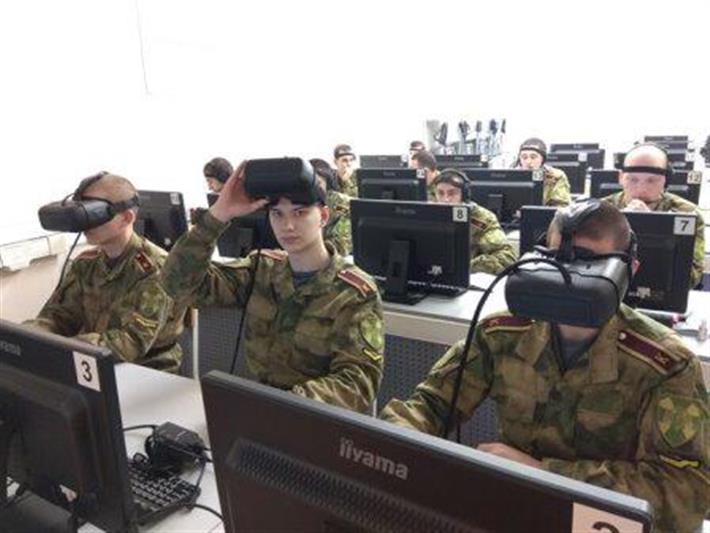 В Росгвардии для обучения курсантов используют 3D-очки виртуальной реальности
