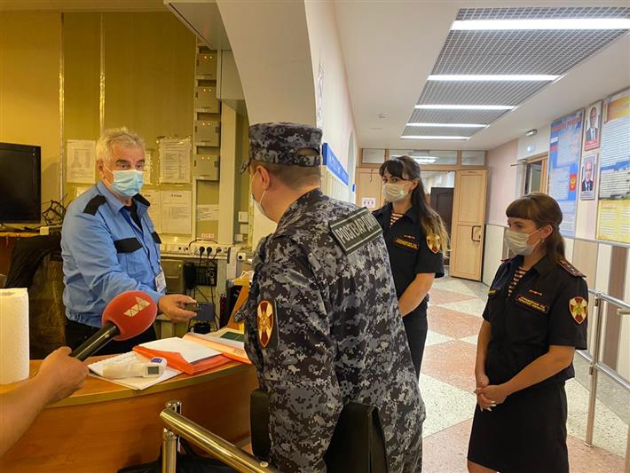 Росгвардия начала проверку безопасности образовательных учреждений в Тульской и Белгородской областях