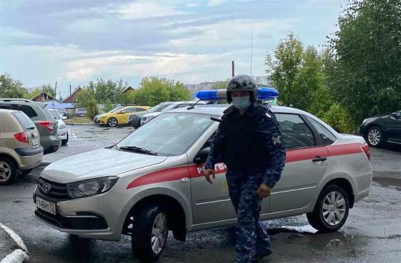 В Тюмени сотрудники Росгвардии пресекли несколько краж из крупных супермаркетов 