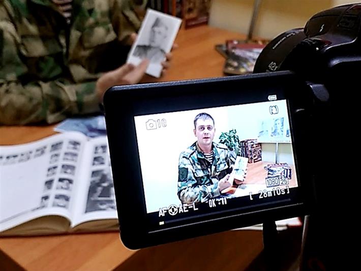Военнослужащие Управления Росгвардии по Хакасии продолжают работу над архивом воспоминаний о родственниках-фронтовиках