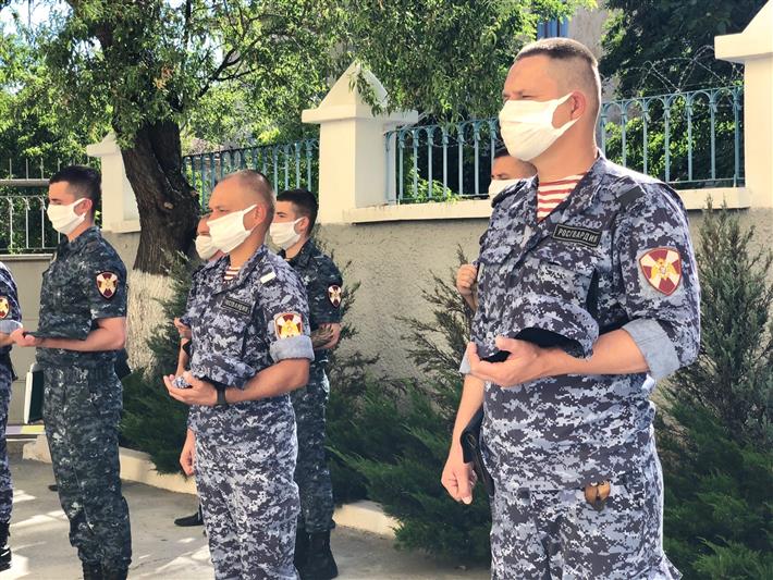 Акция памяти о Герое России Магомеде Нурбагандове проведена росгвардейцами в Севастополе (видео)