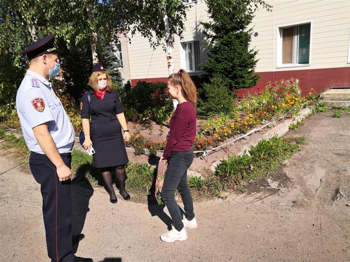 Накануне Дня знаний в Томской области росгвардейцы навестили детей погибших коллег