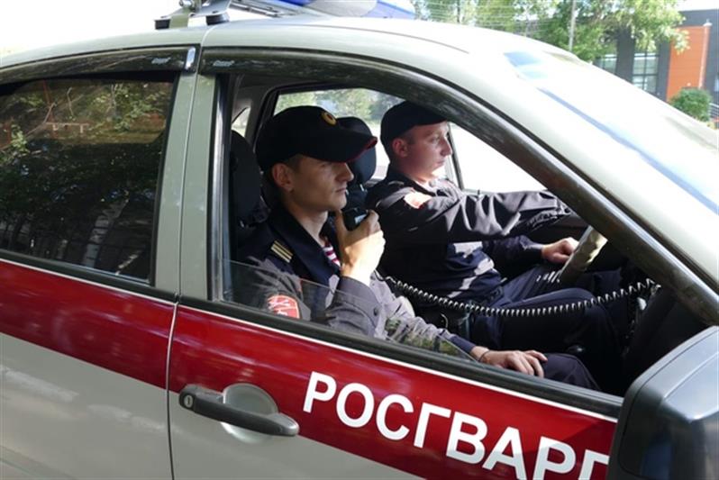 Росгвардейцы предотвратили пожар на охраняемом объекте в Прокопьевске