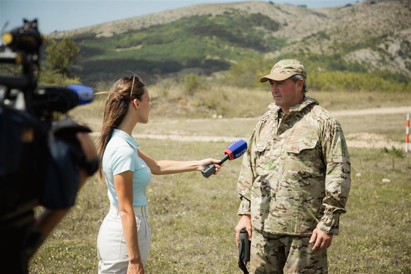 В Крыму журналисты федеральных телеканалов побывали на тренировке спецназа Росгвардии