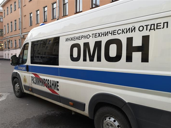 В Санкт-Петербурге сотрудники ОМОН Росгвардии обезвредили боеприпас времен Великой Отечественной войны