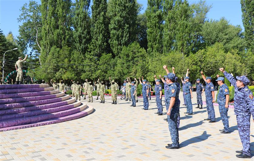 В Карачаево-Черкесии прошла «Зарядка с Росгвардией»
