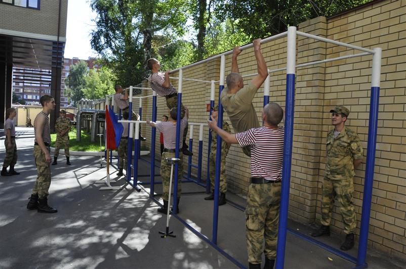 В Приволжском округе Росгвардии отметили День физкультурника