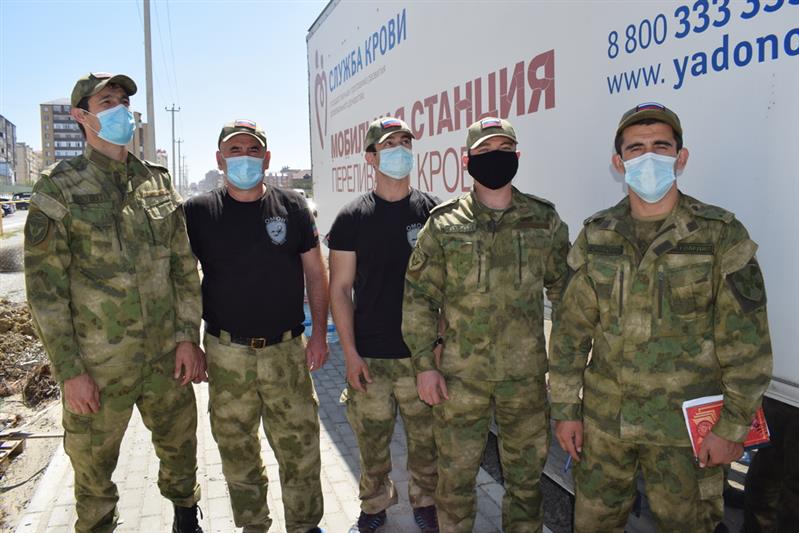 Сотрудники ОМОН сдали донорскую кровь для нужд лечебных учреждений Дагестана