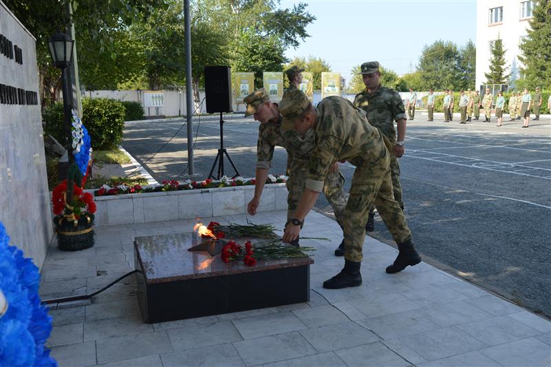 Память павших коллег почтили в центре подготовки личного состава кинологической службы Росгвардии