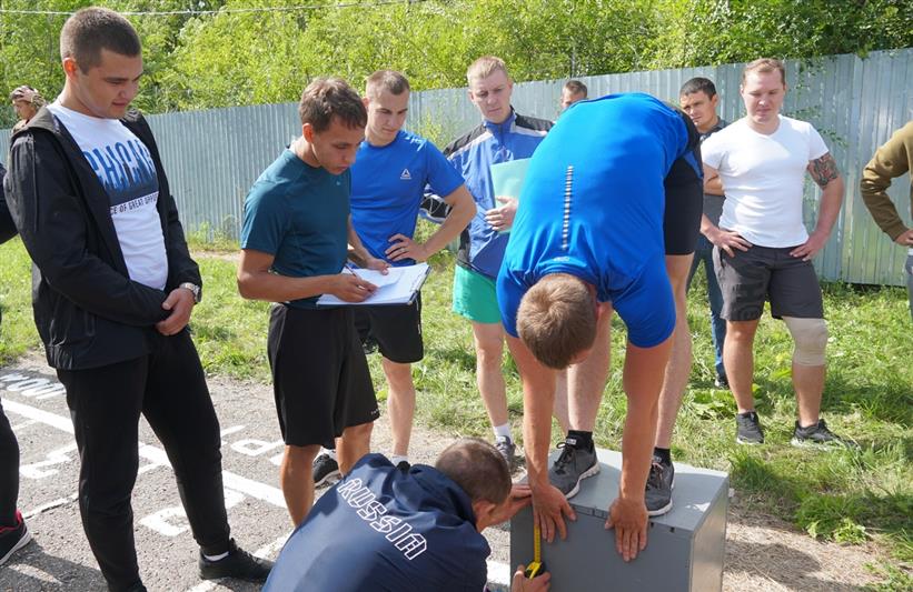 В Приволжском округе Росгвардии отметили День физкультурника