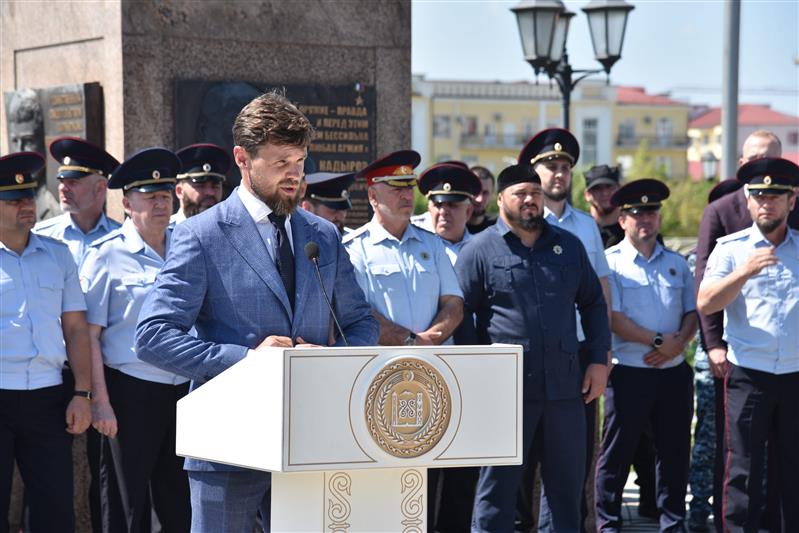 Фотовыставка «Солдаты правопорядка в годы Великой Отечественной войны» прибыла в Грозный