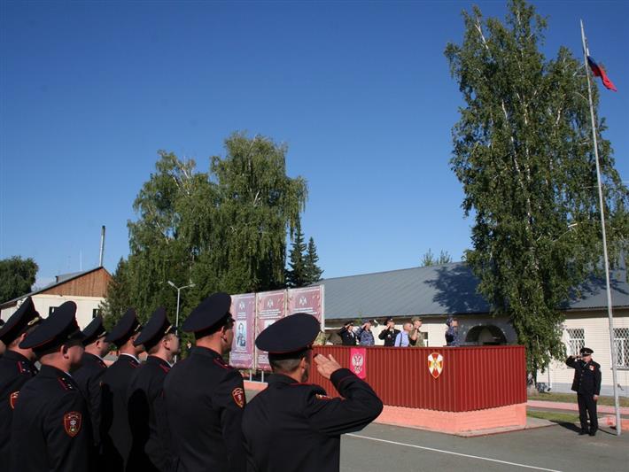 В Алтайском крае прошел конкурс профессионального мастерства среди сотрудников вневедомственной охраны Росгвардии (фото, видео)