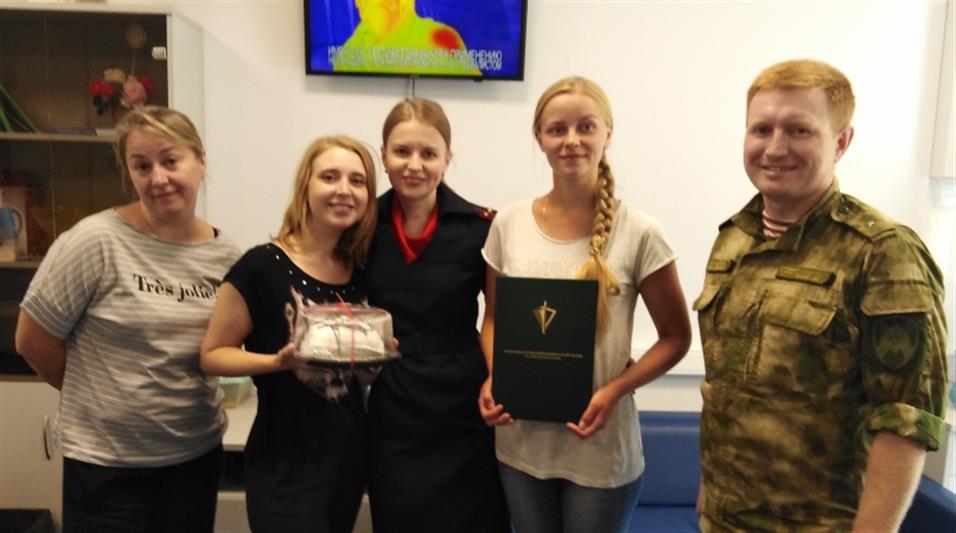 Представители Росгвардии поздравили с юбилеем ведущее СМИ Курганской области