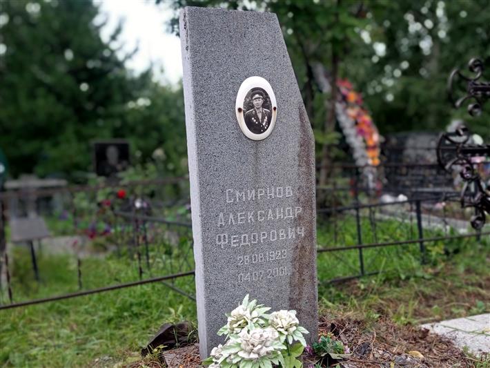 В Республике Алтай росгвардейцы облагораживают места захоронения участников Великой Отечественной войны